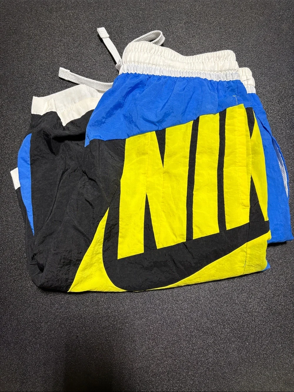 Nike Blue Black Yellow Colorblock Mesh Lined Swimming Trunk Shorts (large)